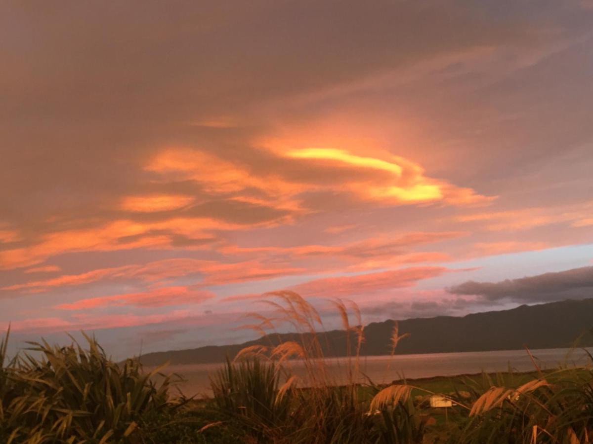“The Cliffs” Humpridge View Motels Tuatapere Exterior foto